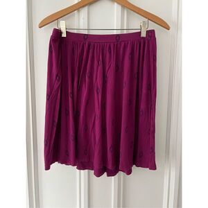 Old Navy magenta skirt with diamond pattern M